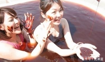 洗澡|世界上最奇葩的沐浴方式,有钱,洗澡就是任性!