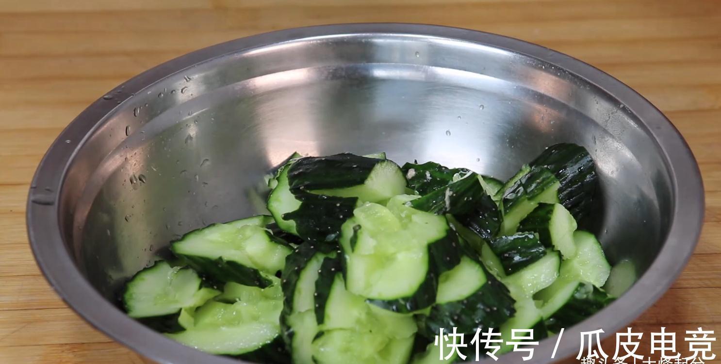 辣椒油|酒店拍黄瓜好吃的奥秘,难怪那么好吃过瘾,做法极其简单