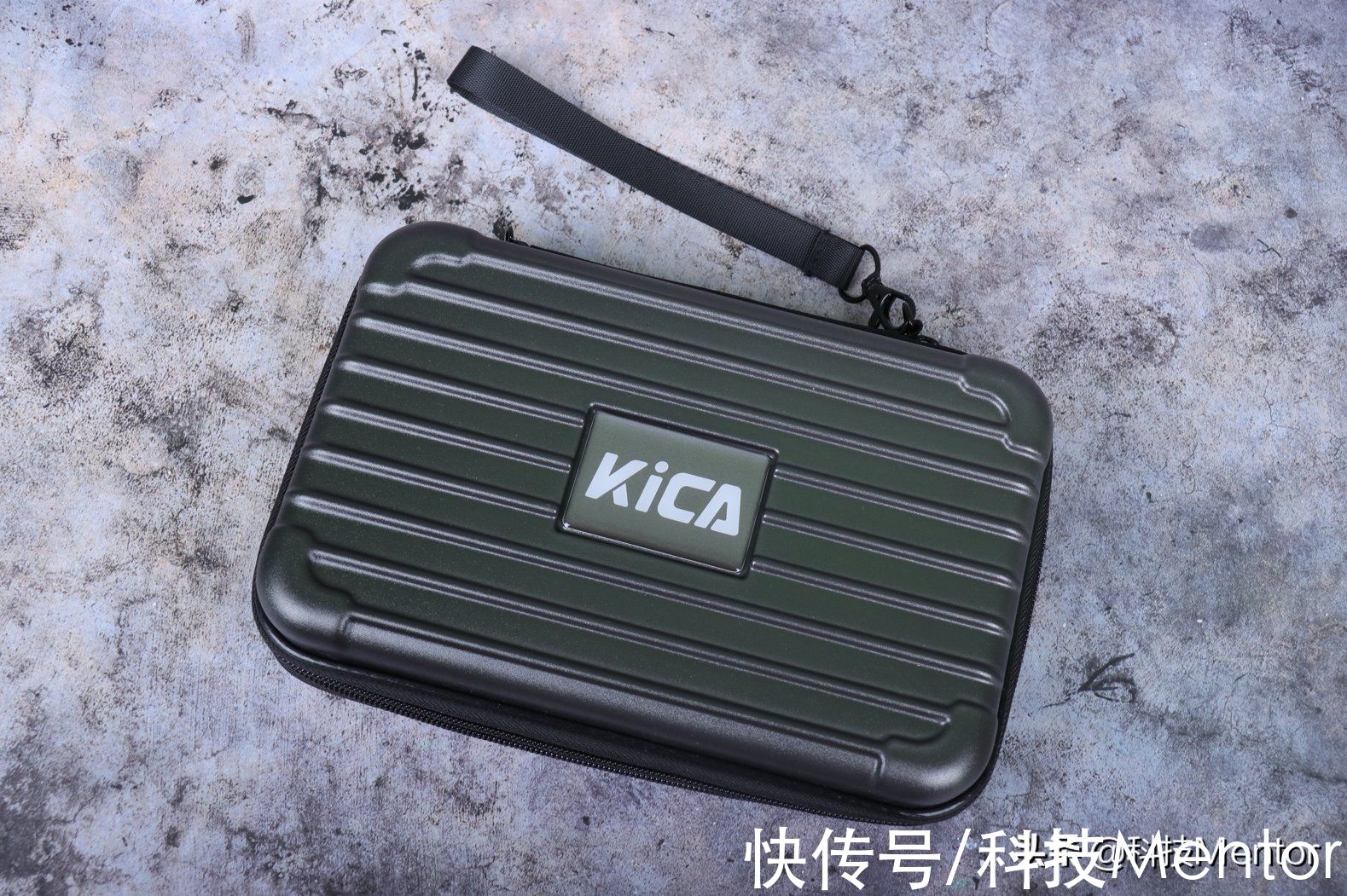 筋膜枪|KiCA Pro筋膜枪评测：自带显示屏，随时随地监视筋膜枪