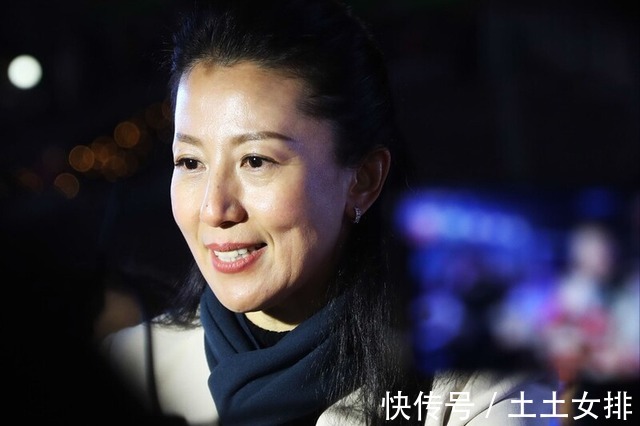 犯规|争议!中国冬奥首金获得者为他国运动员丢金落泪,网友批带偏方向