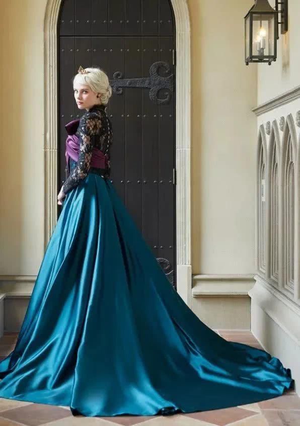 把冰雪奇缘做成婚纱这些迪士尼公主穿的婚纱裙也太好看了