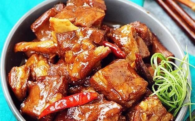 简单|简单家常菜红烧羊肉,泡椒鸡胗,浓香南瓜小餐包,金针菇豆皮卷