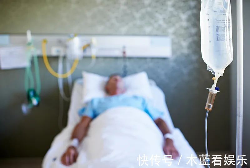 长寿|血液粘稠，常喝二水，多吃三蔬，学会三个动作，血管通畅人长寿！