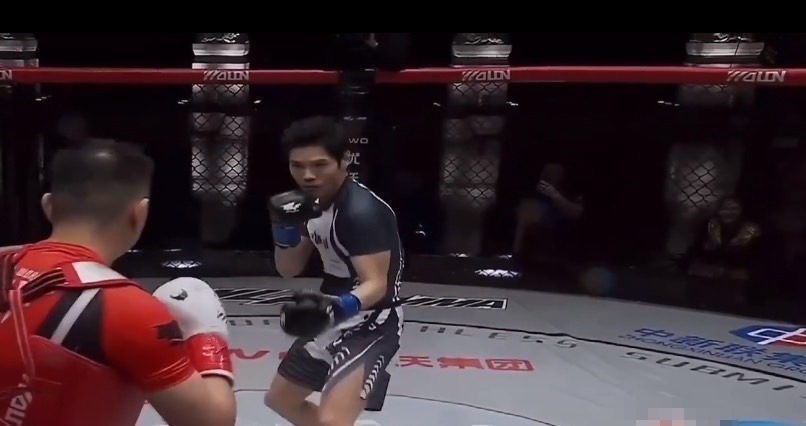 藥水哥慘遭向佐暴揍，收棺之戰(zhàn)落幕，張大仙：他的復(fù)活甲沒(méi)了