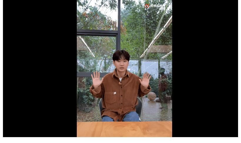 鄧超自己給自己宣傳，新綜藝要開播，黃渤在線拉低中獎(jiǎng)率