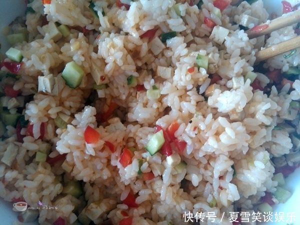 零食|一碗剩米饭,巧做一堆米饼,香爆了,好吃到哭,还可以当作零食