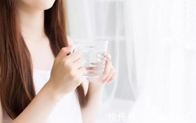 堵塞|血管堵塞的人,脸上会出现5种表现,若没有,恭喜你体内没有血栓