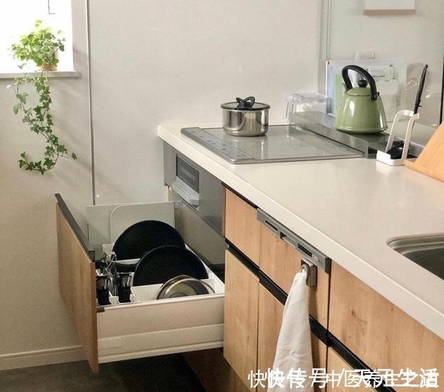 日本|这位日本太太，坚持一天收拾一个区域，家中井井有条，真的很治愈！