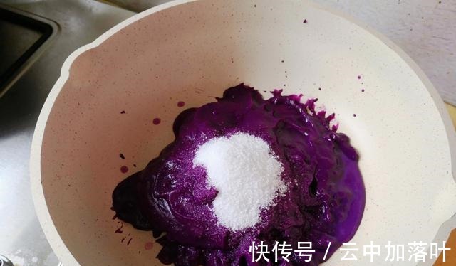 面包|秋天吃它有营养，做月饼做面包做点心颜色漂亮味好，香甜而不油腻！