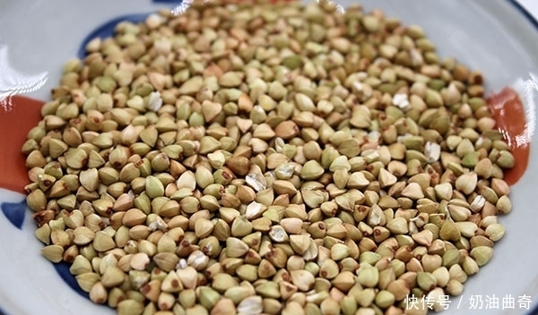 上榜|对血管有益的食物,芹菜没上榜,想养护血管的人,不妨常吃点