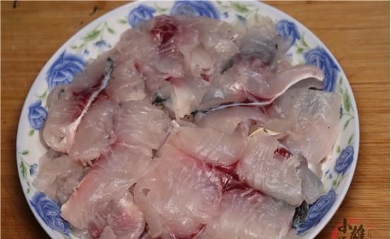 才发现，原来草鱼去刺这么简单，2分钟学会，鱼刺去除快速又干净