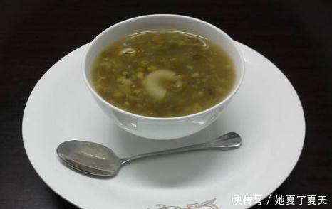 解毒作用|绿豆汤解暑又解毒,但也有副作用,慢性病患者还是少喝为好