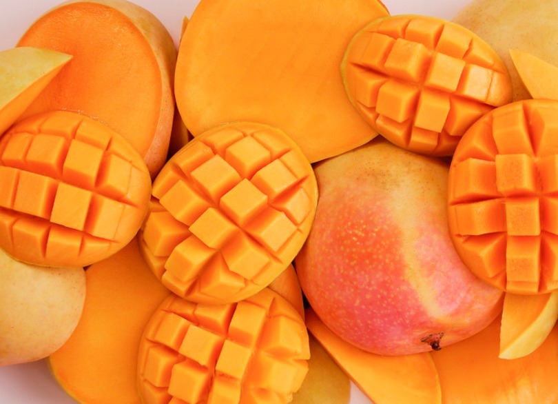 芒果肉质细腻,气味香甜,重视秋肥的施用,种出优质美味的芒果来