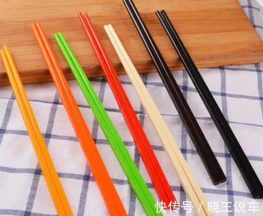 聪明人|买筷子时,竹筷、木筷、不锈钢筷子哪个好?聪明人只认准这一种!