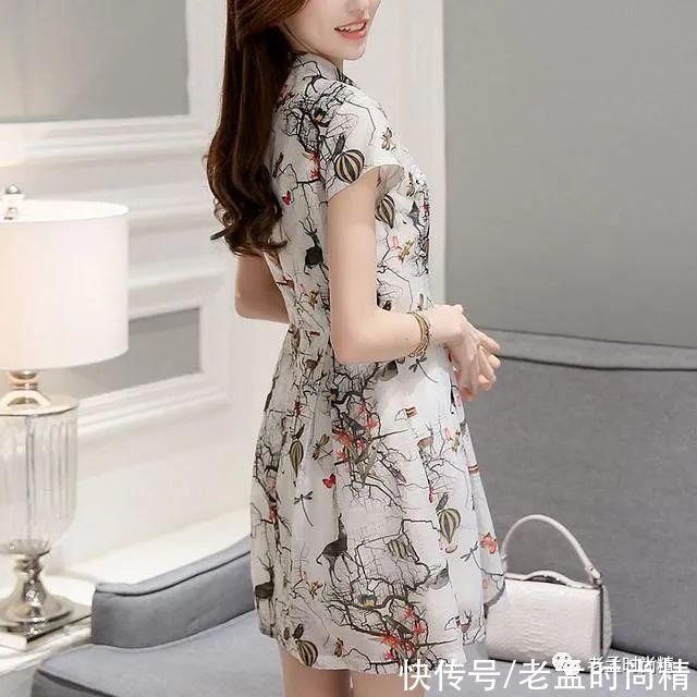 蕾丝|穿着改良旗袍裙的你,微微一胖很倾城