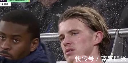 桑切斯|3-0！孙兴慜破门后摆造型太开心 孔蒂送熊抱 热刺积分榜反超曼联！