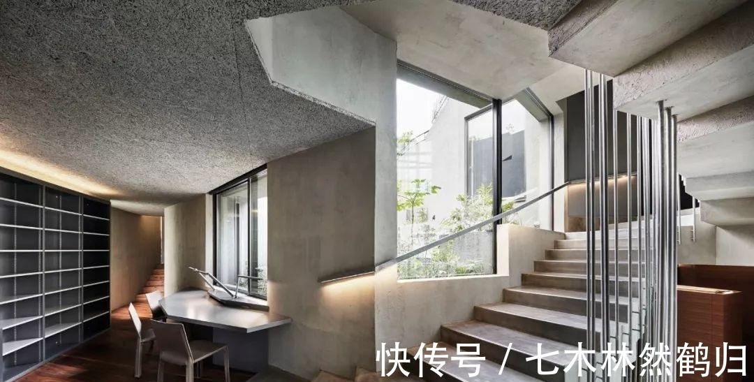 施工方|日本396㎡混凝土别墅，设计完美，施工方却怒斥：太难了