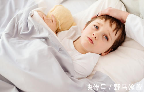 孩子|这四种伤脾胃的食物少给孩子吃,以免影响娃的生长发育