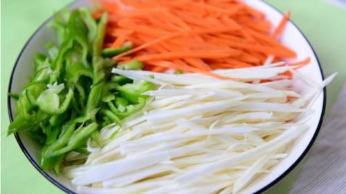 高血压|慢性肾炎以高血压为主者，应遵循这3个饮食原则，能保护肾功