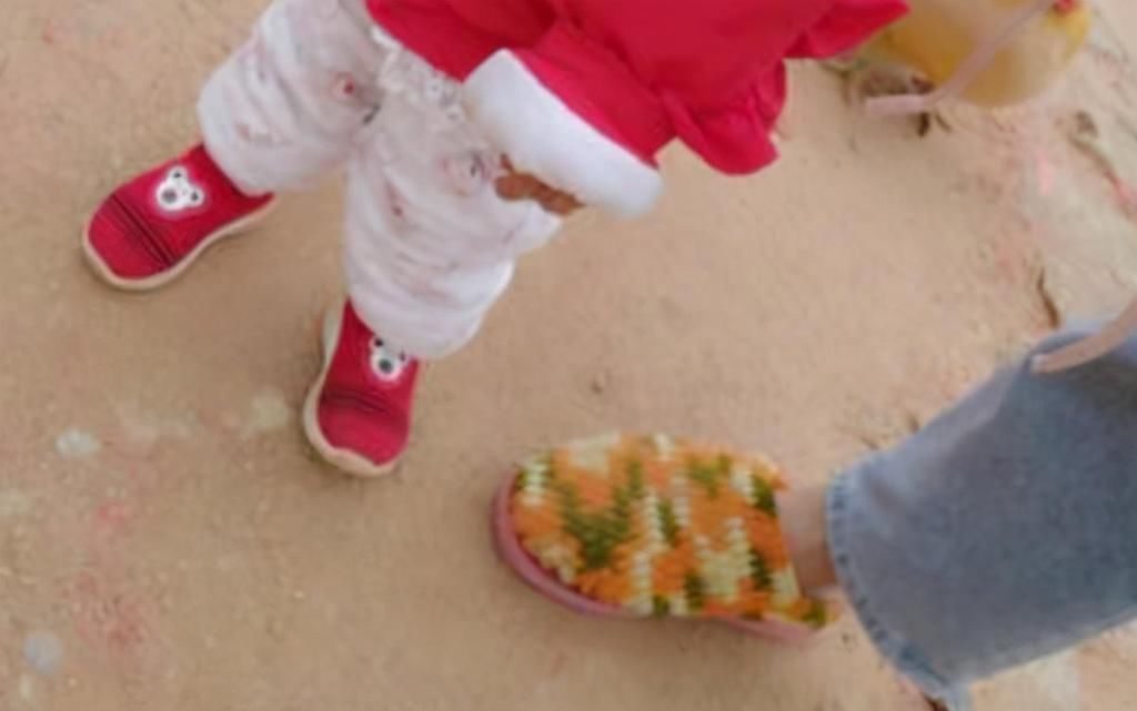 棉鞋|这4种棉鞋进了“黑名单”,伤脚还影响孩子走路,家长赶紧扔掉