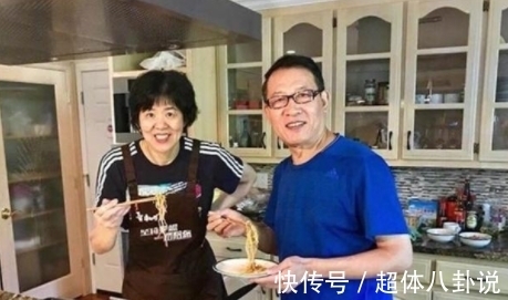 中国女排|郎平女排新职务曝光,国外生活动态却惹怒球迷,郎导真冤