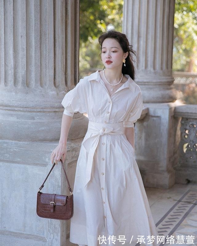 t恤|一直买买买却还是没衣服穿?不如穿好“基础款”,简约时髦又实用