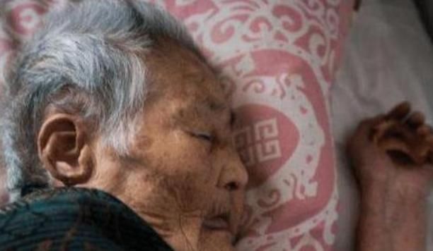 无意识|老人去世前的“胡言乱语”,后代是否需要听?专家:那并不是胡话