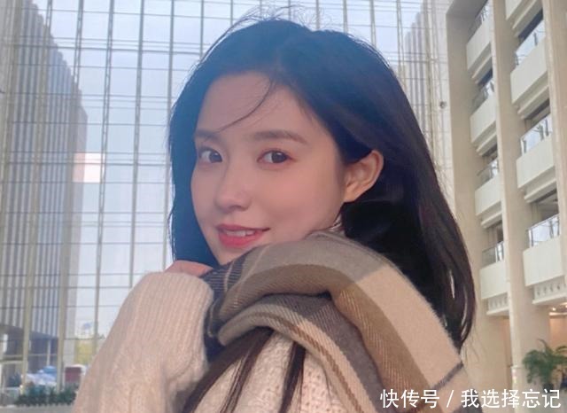 没成团也有点小幸运!张楚寒后,又有一位练习生接剧本演女二啦!