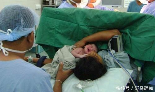 孩子|为何刚生完娃,护士就抱宝宝给产妇看并问“是男是女?”别有目的