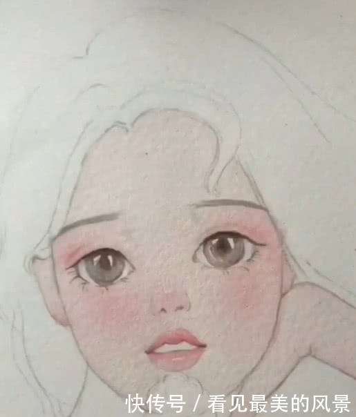 小女孩$美术生画小女孩,感觉暖心又很萌,网友:甜甜的感觉