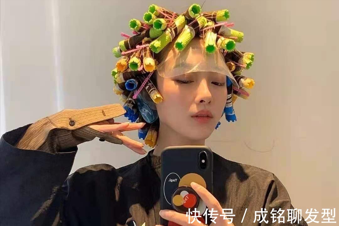 显老|烫完头发特别显老,问题可能出在这三点上,只要避开怎么烫都减龄