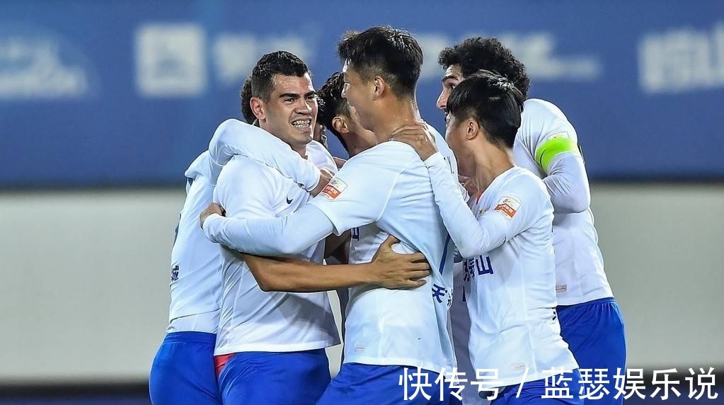 海港|0:0,到2:0,山东泰山队赢得天王山之战,上海海港掉队了!
