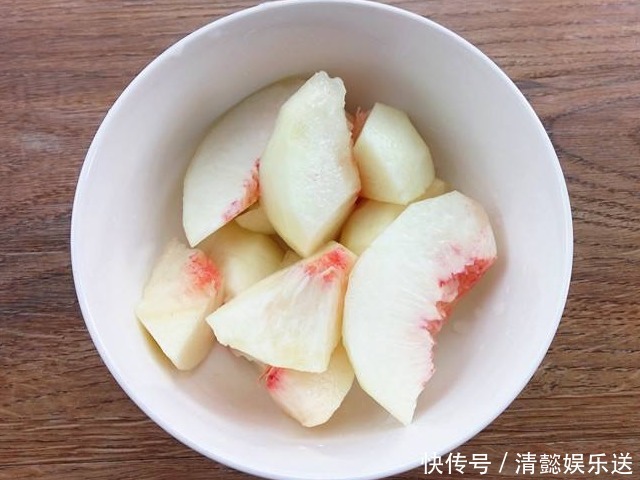 桃子被誉为“天下第一果”，还有“肺之果”之称，此3种吃法最赞