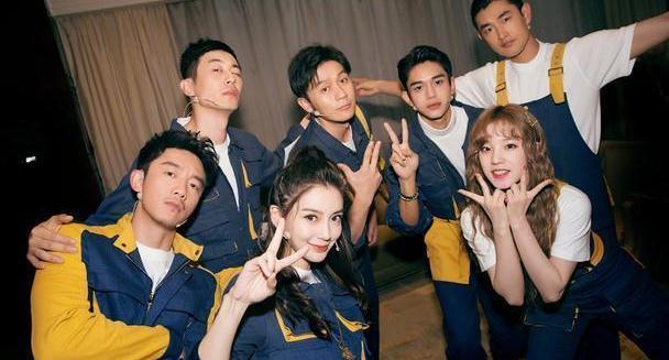 杨颖|郑恺首次回应不离《跑男》原因，六字惹人泪目，李晨杨颖都沉默了