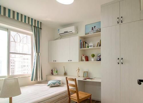 卧室|越来越多人卧室不装床和柜子了,他们更喜欢装这种,真是太聪明了