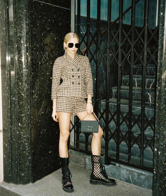 d德国时尚博主Caroline Daur 实力演绎“小个子大气场”