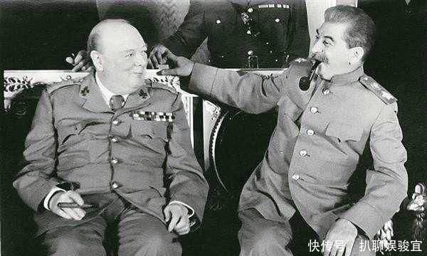 巨头|二战中盟国三巨头在一起拍照的时候,罗斯福为何总是坐在中间?