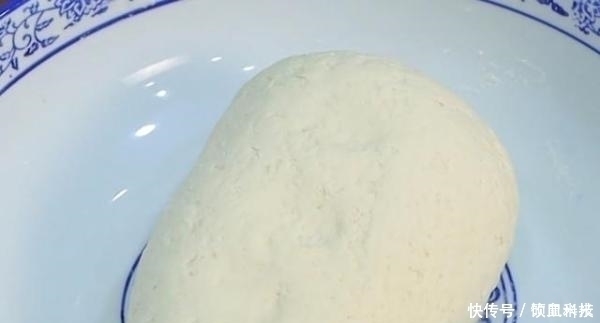 豆腐别只炒着吃，学会这样做，孩子天天点名吃，营养解馋，比肉香