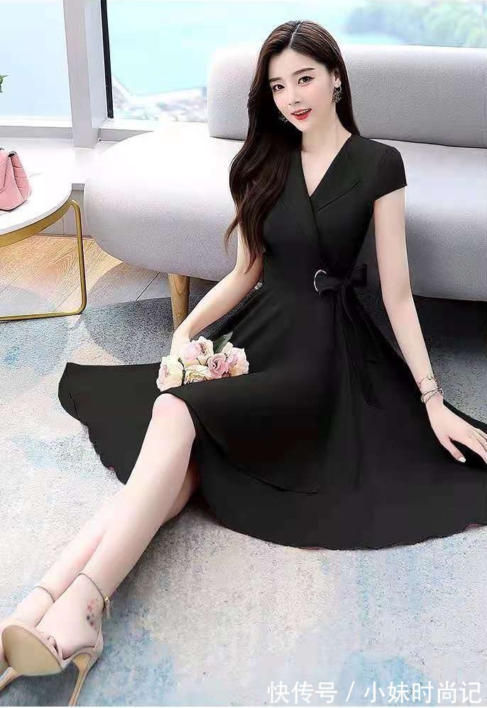 气质|长款连衣裙，气质独特，就看你敢不敢穿，谁穿谁好看