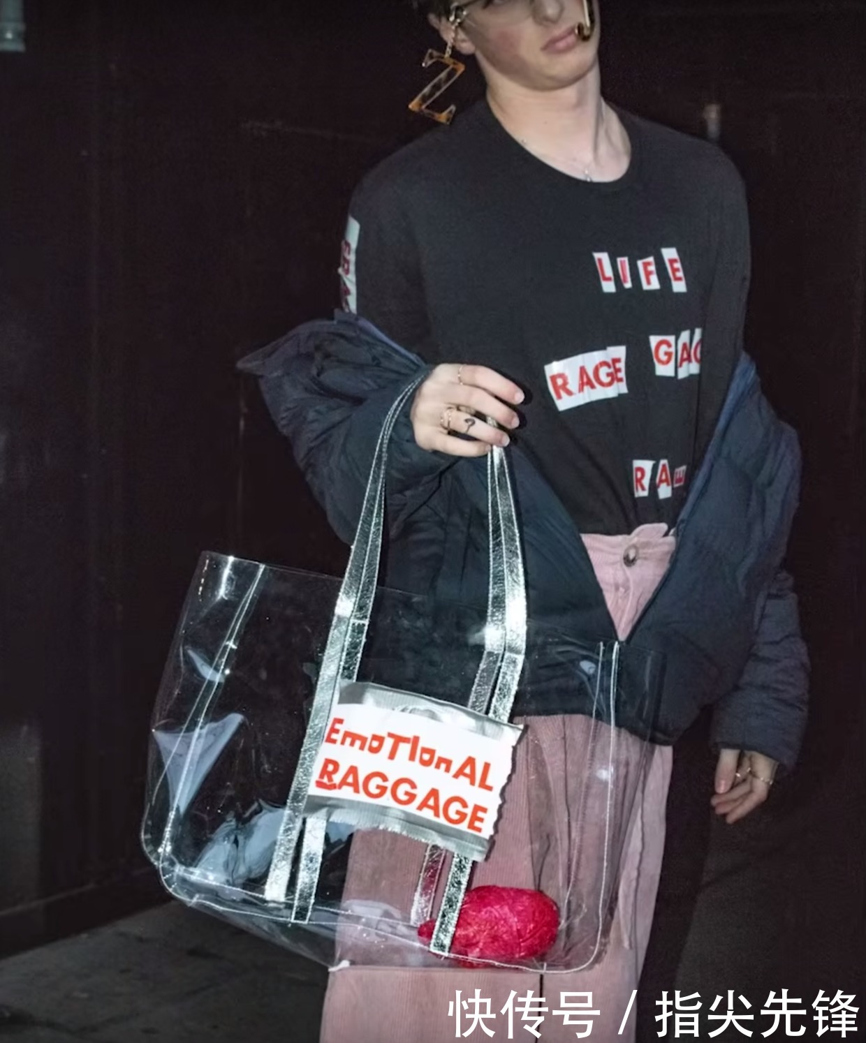 100块把土鳖宅男变鲜肉超模,英国俩沙雕小哥把时尚圈玩坏了