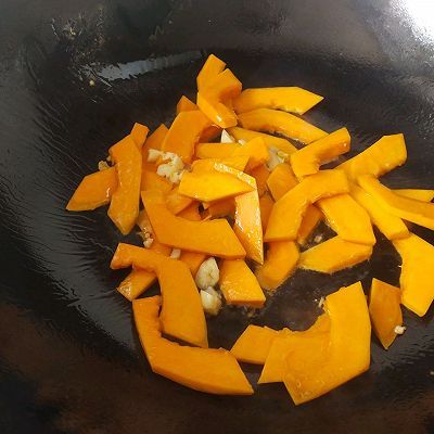 南瓜炒鸡蛋