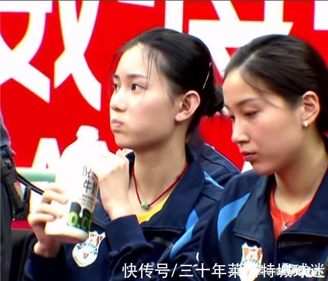 钱天一|国乒美少女笑得太甜!肤白貌美像港姐袁咏仪，打替补也是全场焦点