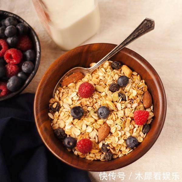 蜂蜜|脂肪最怕6种碱性食物,每天坚持吃一点,帮你慢慢养成易瘦体质