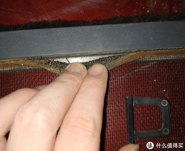里拉|小问题自己修 篇二十七：纱窗维修经验，用宽胶带自制简易把手，毛边错位及卡槽变形矫正