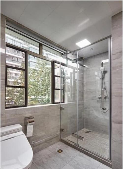 老婆|不顾家人反对,坚持装修“极简风”,完工后老婆夸我有远见,晒晒