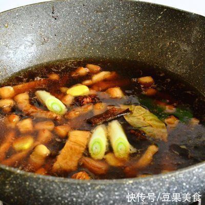 这道红烧肉烧芋头，分分钟光盘