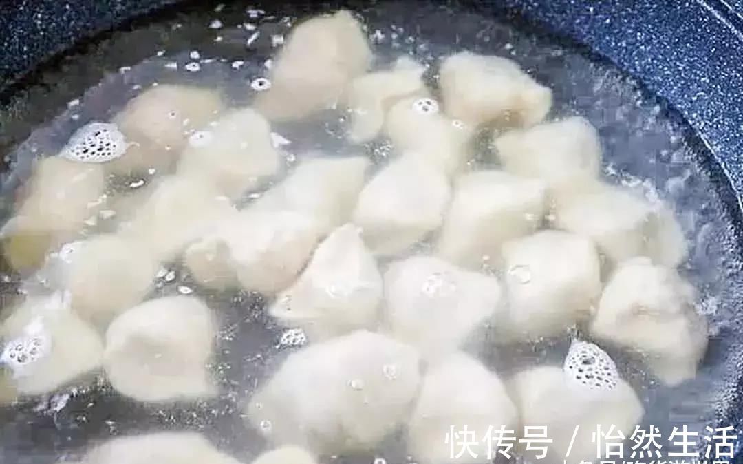 饺子皮|水开才下饺子？那就大错特错了，加上这一步，保证饺子好吃皮不坏