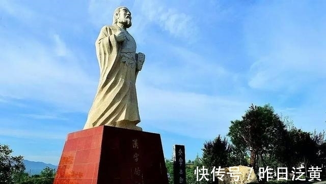 燧人氏&为何中国神权永远压制不了王权?西方专家:这就是中国强大的根源