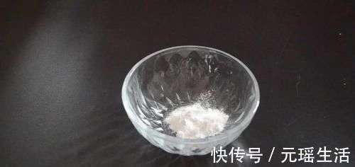 清洗干净|冰箱封条发霉了别再用酒精擦了, 用它一擦就干净, 越早知道越好