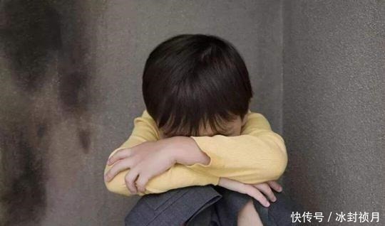 伤害|“打死我也不让孩子寄宿”,白岩松谈寄宿对孩子的伤害,太现实